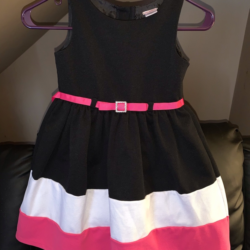 Girls dress
